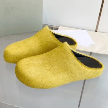Интернет-знаменитост Ежедневни Чифт Чехли, направени от конски косъм с плоско дъно цвят Карамел Модни Улични Плюшени ниски Обувки Размер на 43
