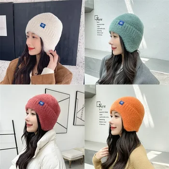 2022 Нова дамска зимна шапка-ушанка от ярки цветове, модни вязаная шапка от изкуствена кожа в стил Kpop, меки шапки-бини, дамски градинска шапка